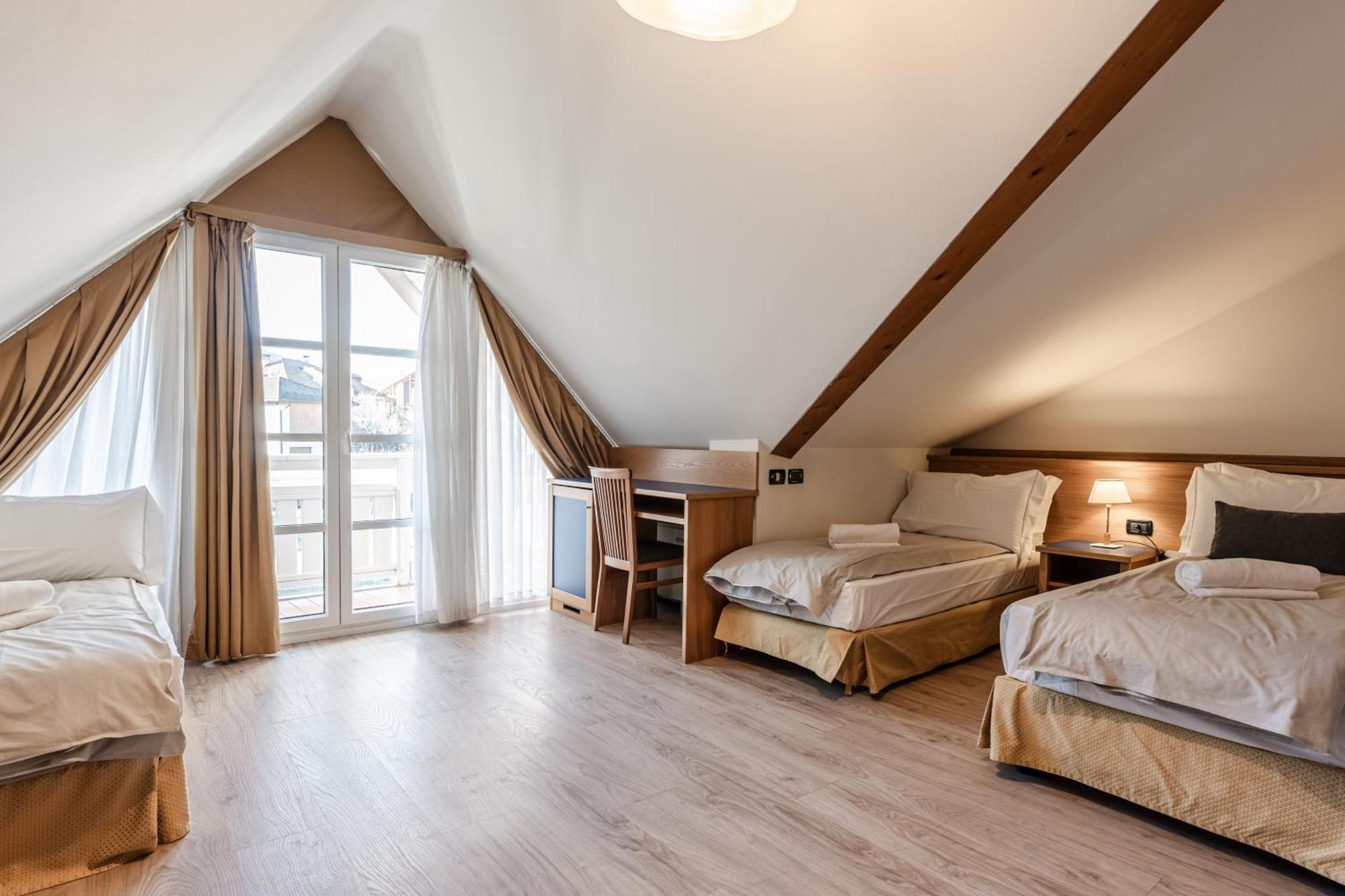 Hotel Garni Meledrio 디마로 외부 사진