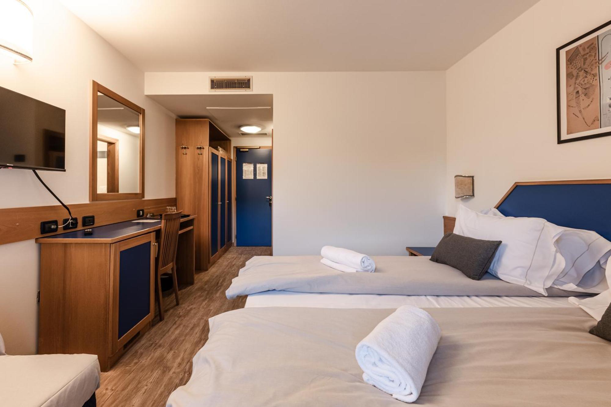 Hotel Garni Meledrio 디마로 외부 사진