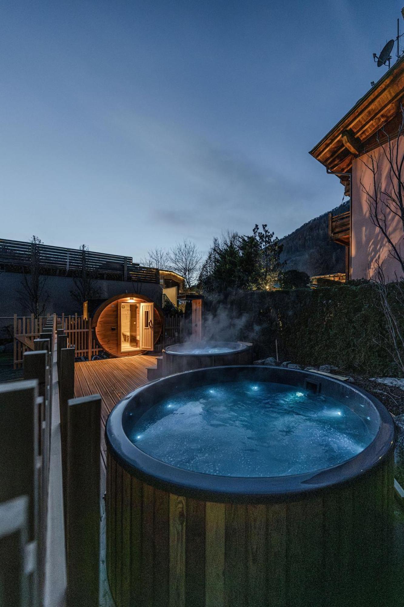 Hotel Garni Meledrio 디마로 외부 사진